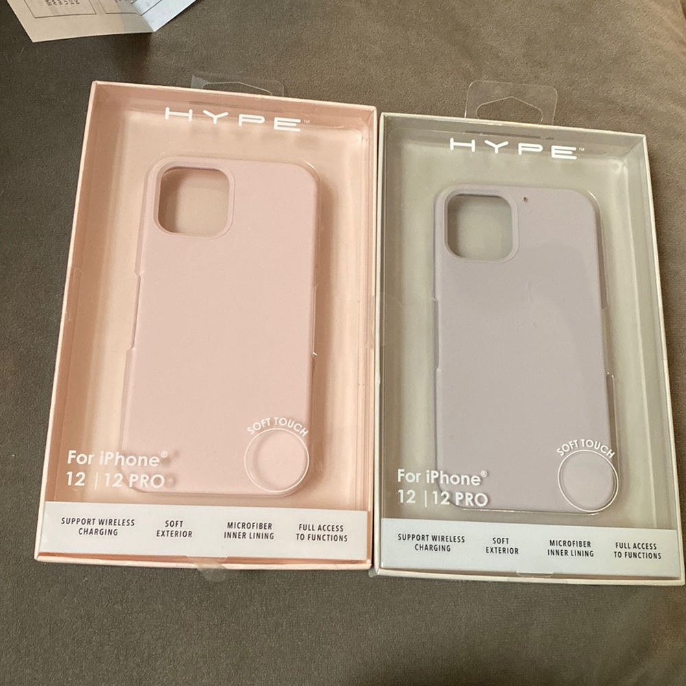 This is for a bundle of two iPhone 12/12pro phone cases one not in box other is.